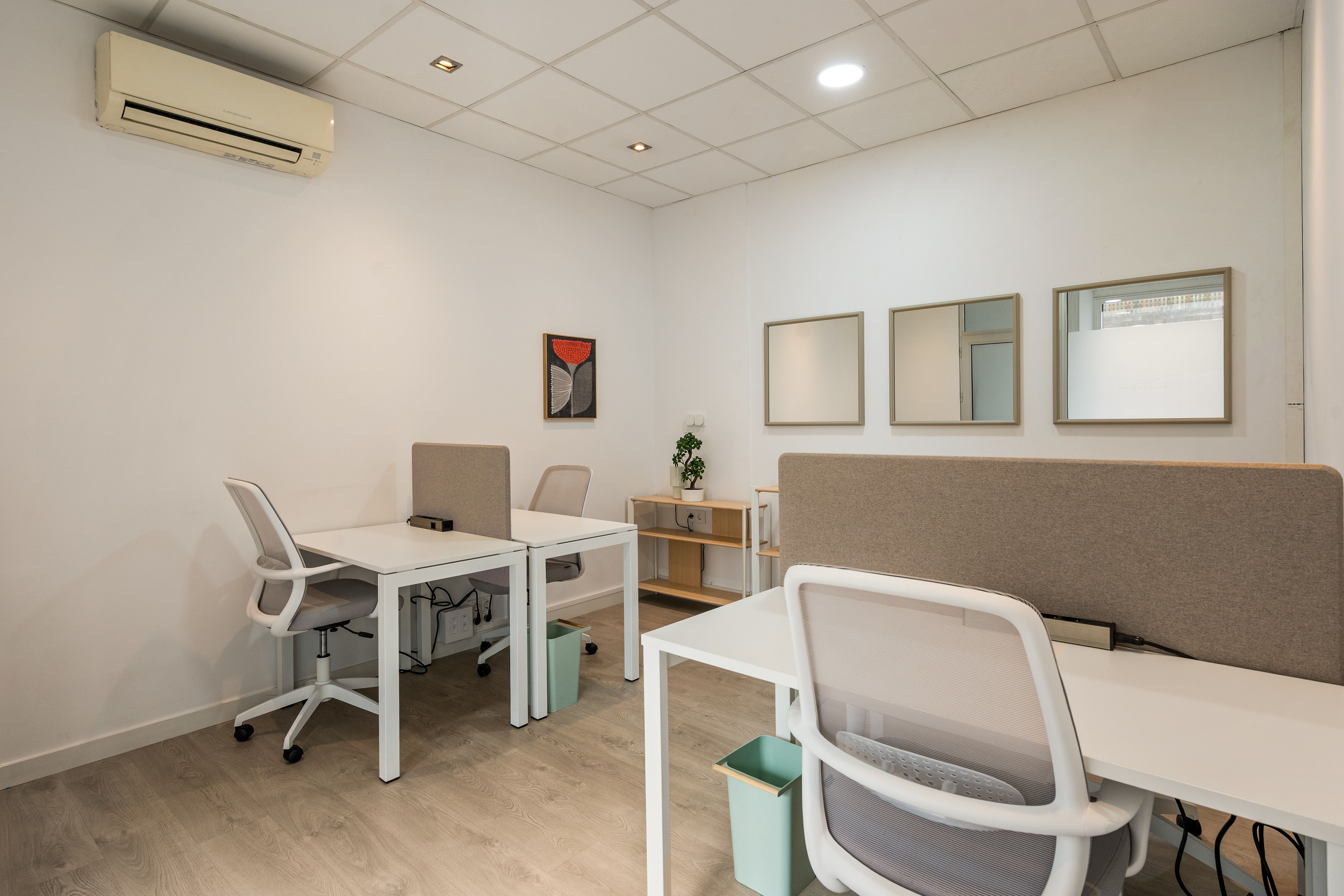 Izquierda del Despacho 2